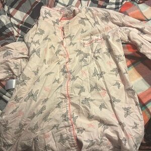 Victoria Secret long sleeve butterfly shirt XL can fit L it’s a rose pink